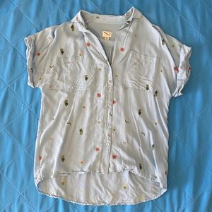 A new day Fruit print top XS NWOT